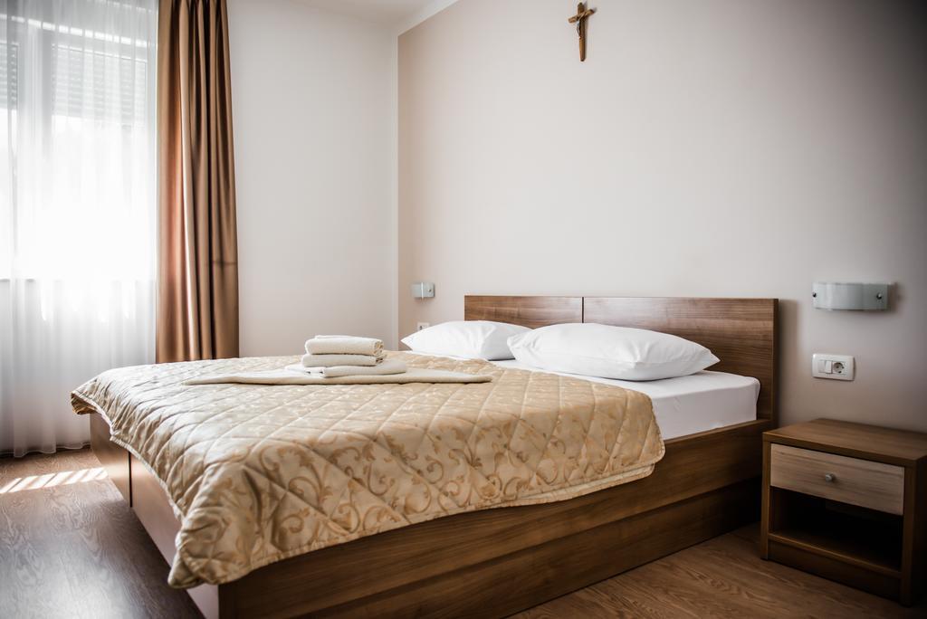 Hotel Martin Medugorje Bagian luar foto